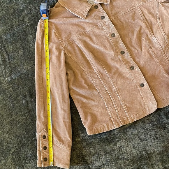 Vintage A.M.I. Tan Corduroy Jacket - Picture 5 of 11